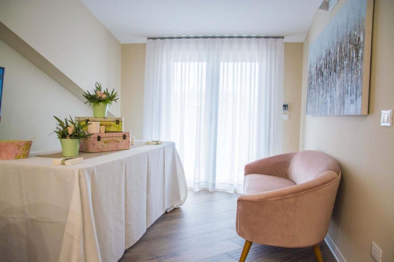 Mirabella Eclano B&B Martina מראה חיצוני תמונה