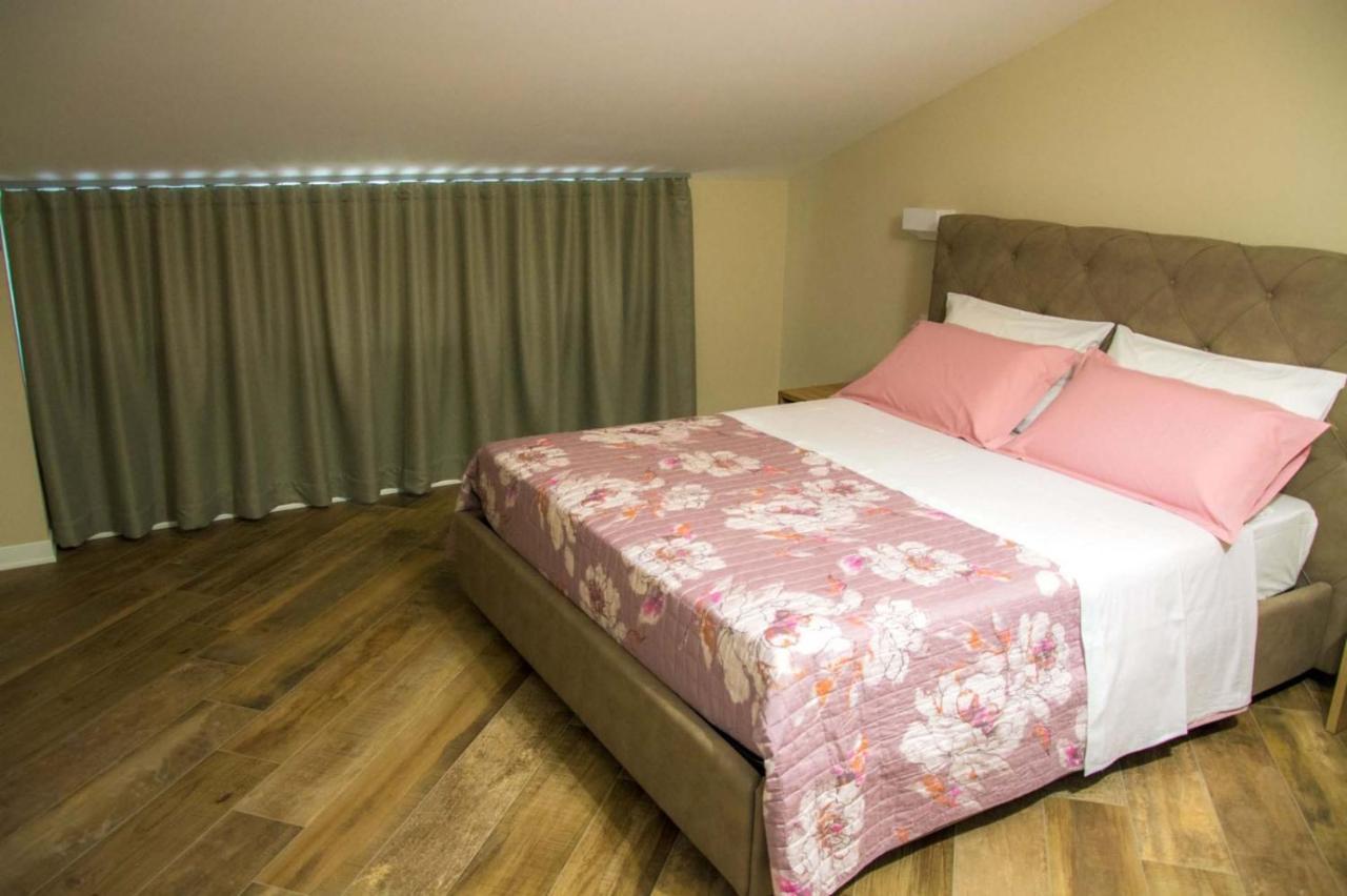 Mirabella Eclano B&B Martina מראה חיצוני תמונה